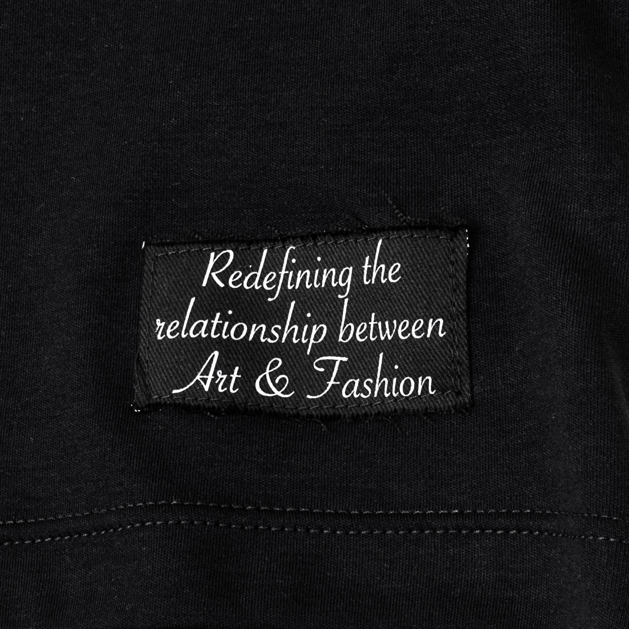 CLASSIC BLACK COTTON T-SHIRT